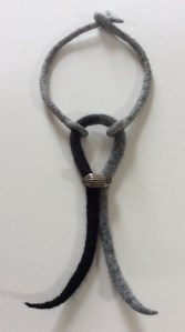 Two tone rope choker